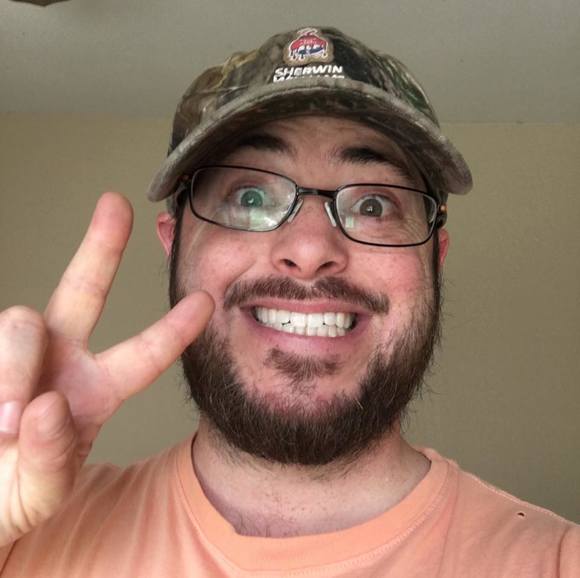 Meet your Posher, Kyle - Picture 1 of 1